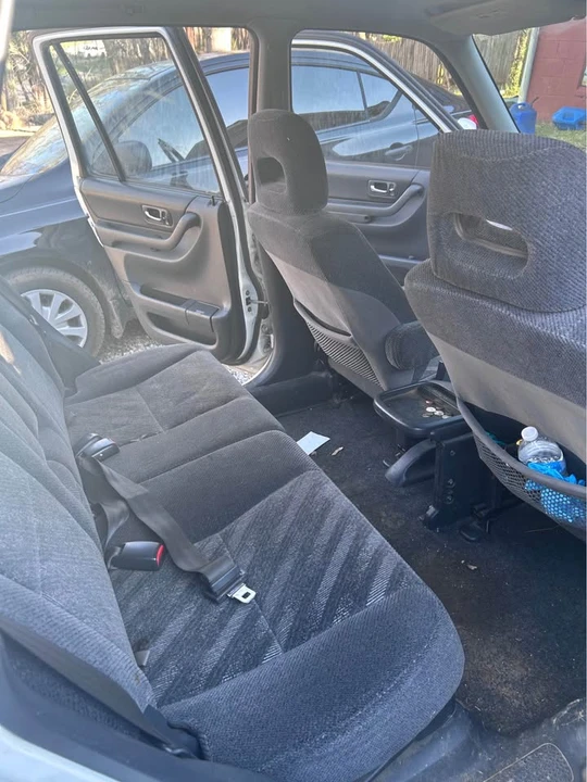 1999 Honda CR-V 1st Gen - Image 3 of 6