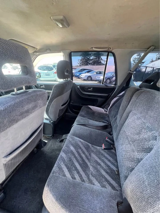 1999 Honda CR-V 1st Gen - Image 9 of 12