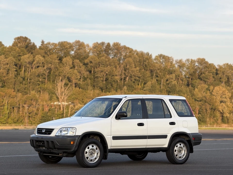 1999 Honda CR-V 1st Gen - Image 4 of 31
