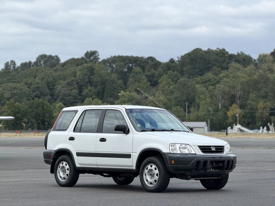 1999 Honda CR-V 1st Gen - Image 18 of 31