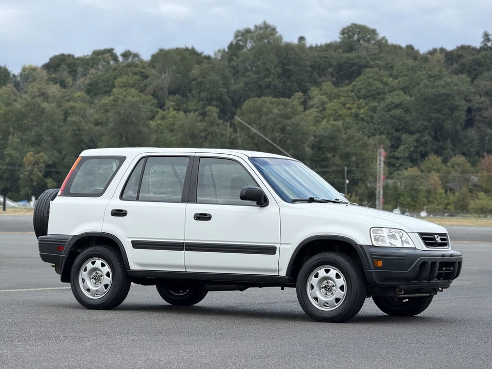1999 Honda CR-V 1st Gen - Image 21 of 31