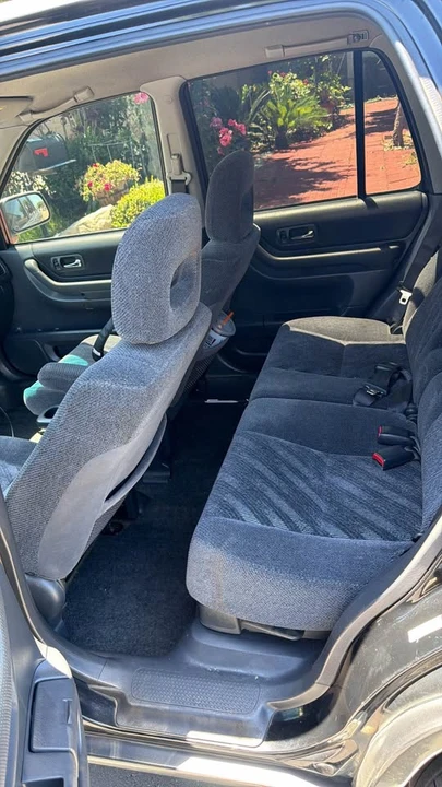 1999 Honda CR-V 1st Gen - Image 3 of 4