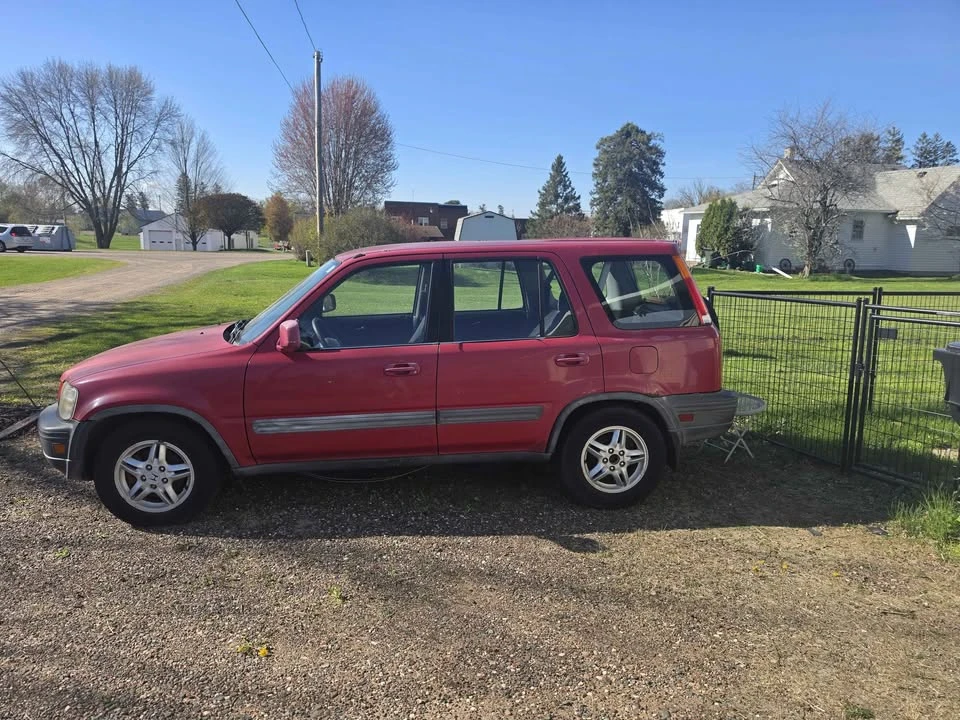1999 Honda CR-V 1st Gen - Image 2 of 5