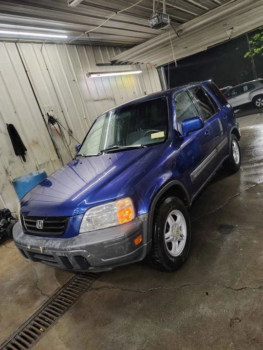 1999 Honda CR-V 1st Gen - Image 2 of 15