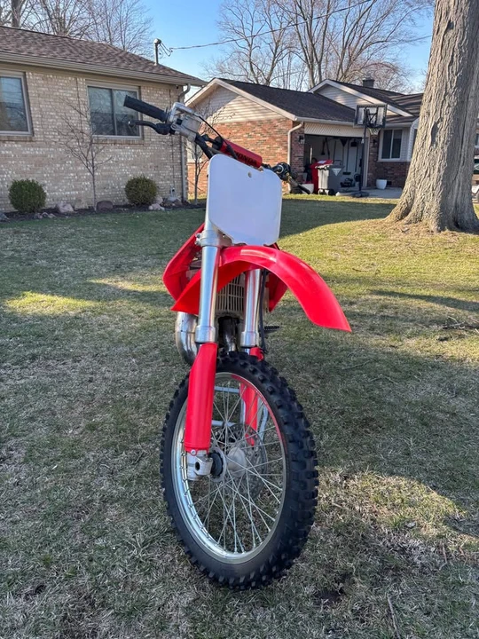 1999 Honda CR - Image 5 of 5