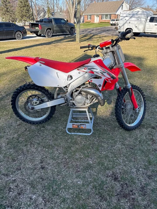 1999 Honda CR - Image 3 of 5