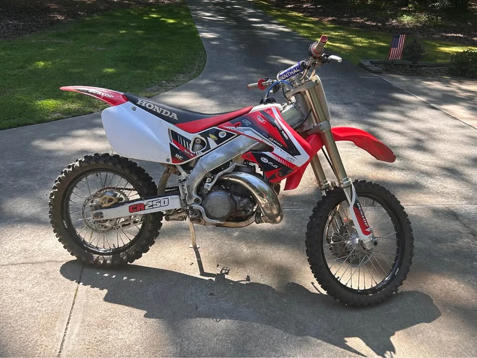 1999 Honda CR - Image 4 of 4