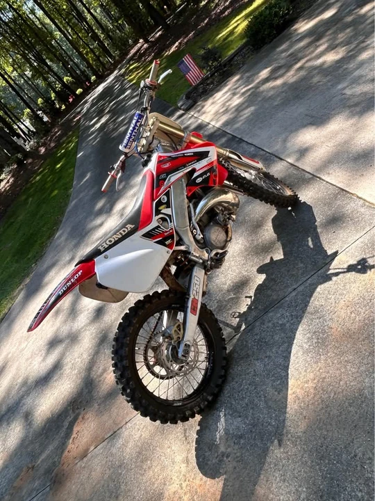 1999 Honda CR - Image 2 of 4