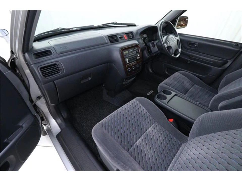 1999 Honda CR-V 1st Gen - Image 16 of 31