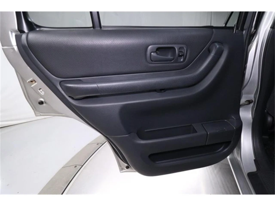 1999 Honda CR-V 1st Gen - Image 22 of 31