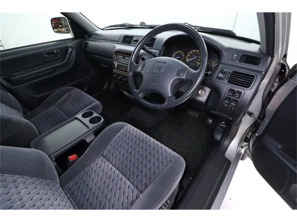1999 Honda CR-V 1st Gen - Image 9 of 31