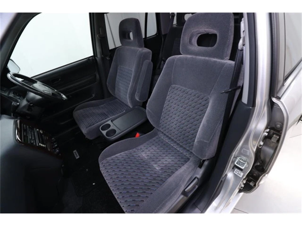 1999 Honda CR-V 1st Gen - Image 18 of 31