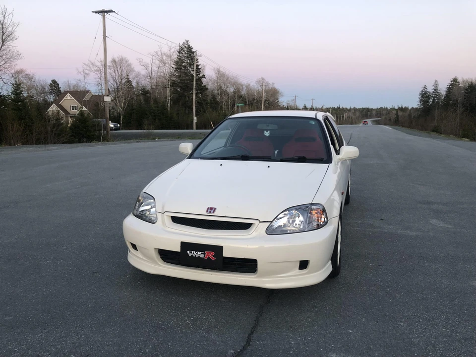 1999 Honda EK9 Civic Type R - Image 2 of 31