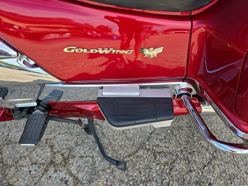 1999 Honda Gold Wing - Image 8 of 29