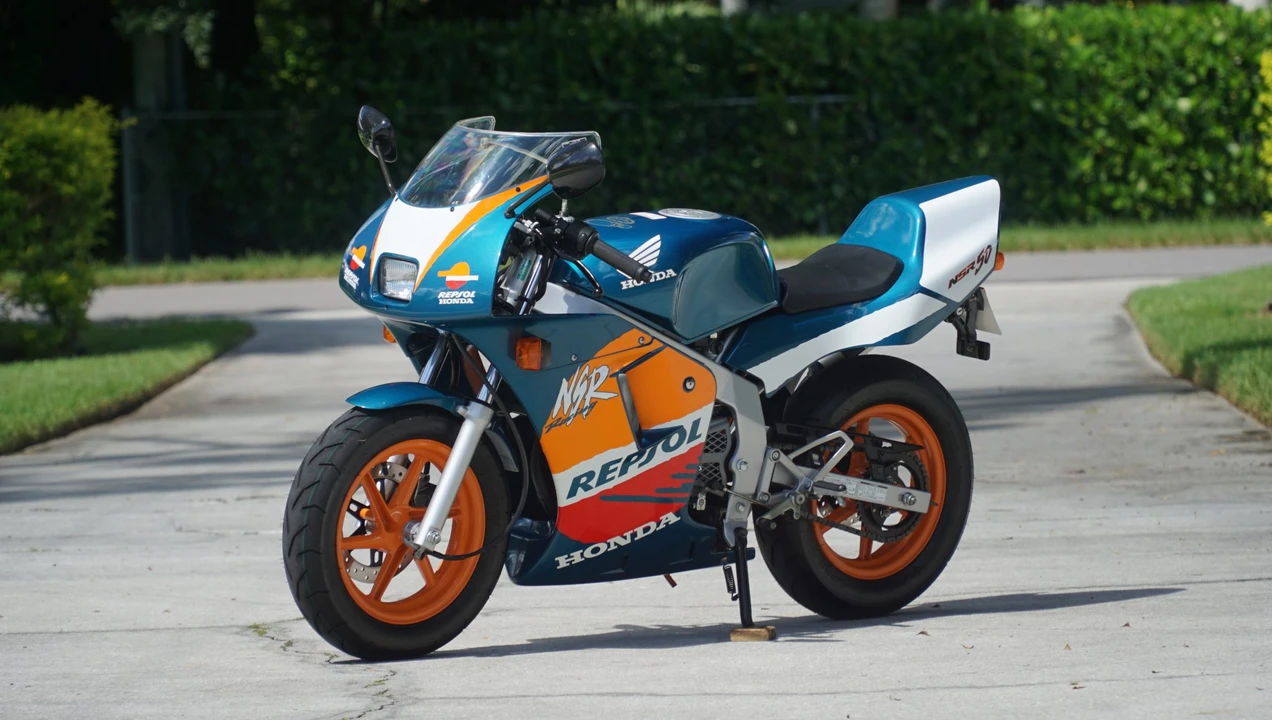 1999 Honda NSR - Image 3 of 31