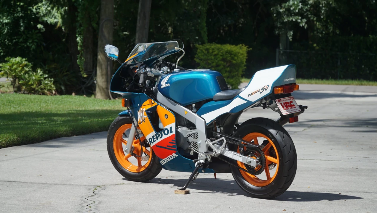1999 Honda NSR - Image 9 of 31