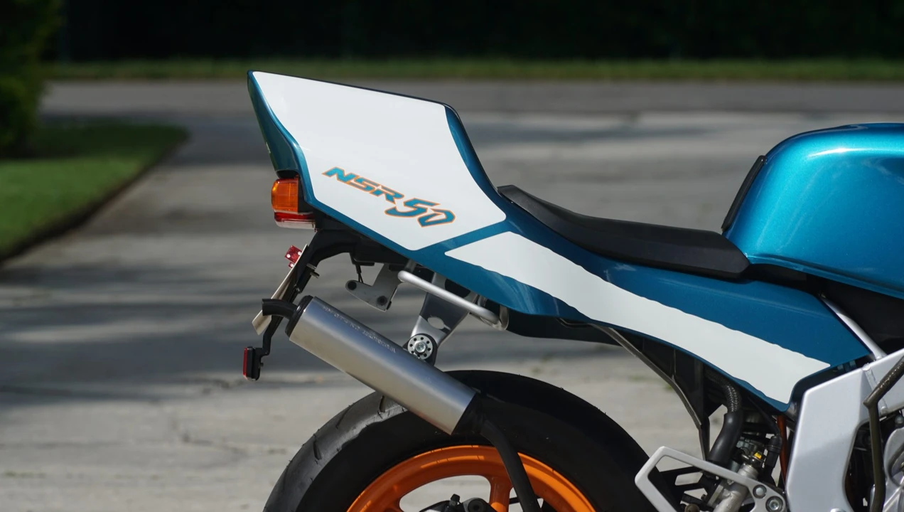1999 Honda NSR - Image 25 of 31