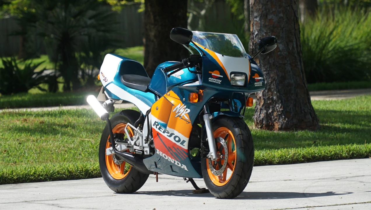 1999 Honda NSR - Image 21 of 31