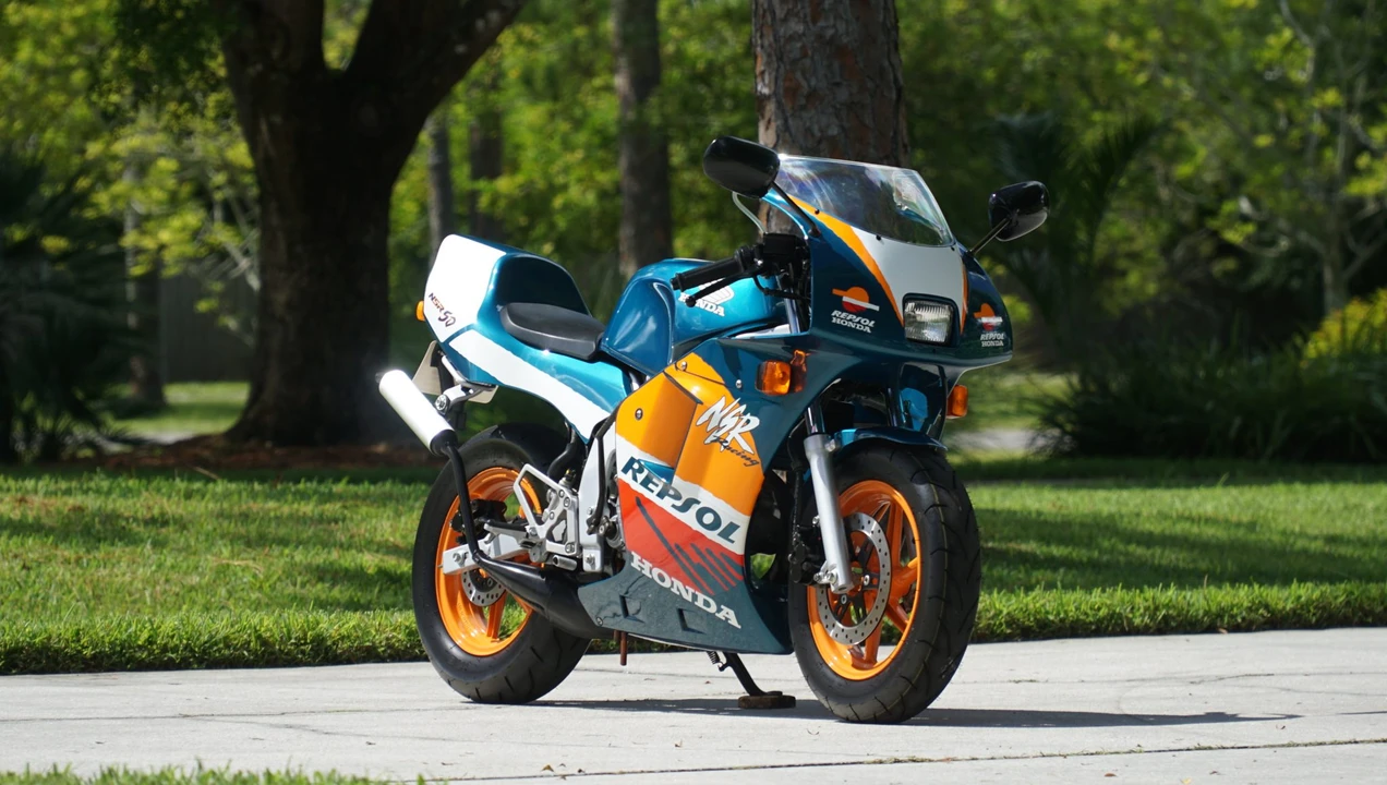 1999 Honda NSR - Image 22 of 31