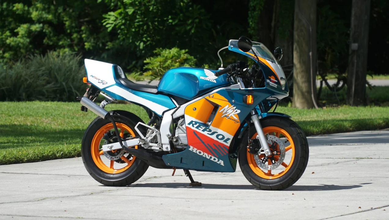 1999 Honda NSR - Image 19 of 31