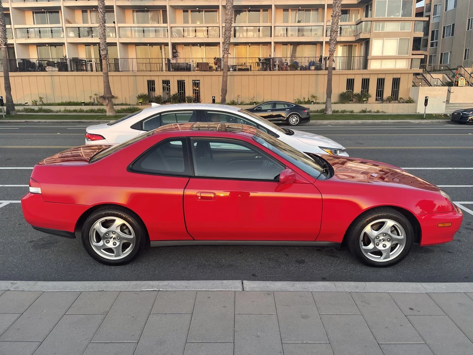 1999 Honda Prelude 5th Gen - Image 18 of 31