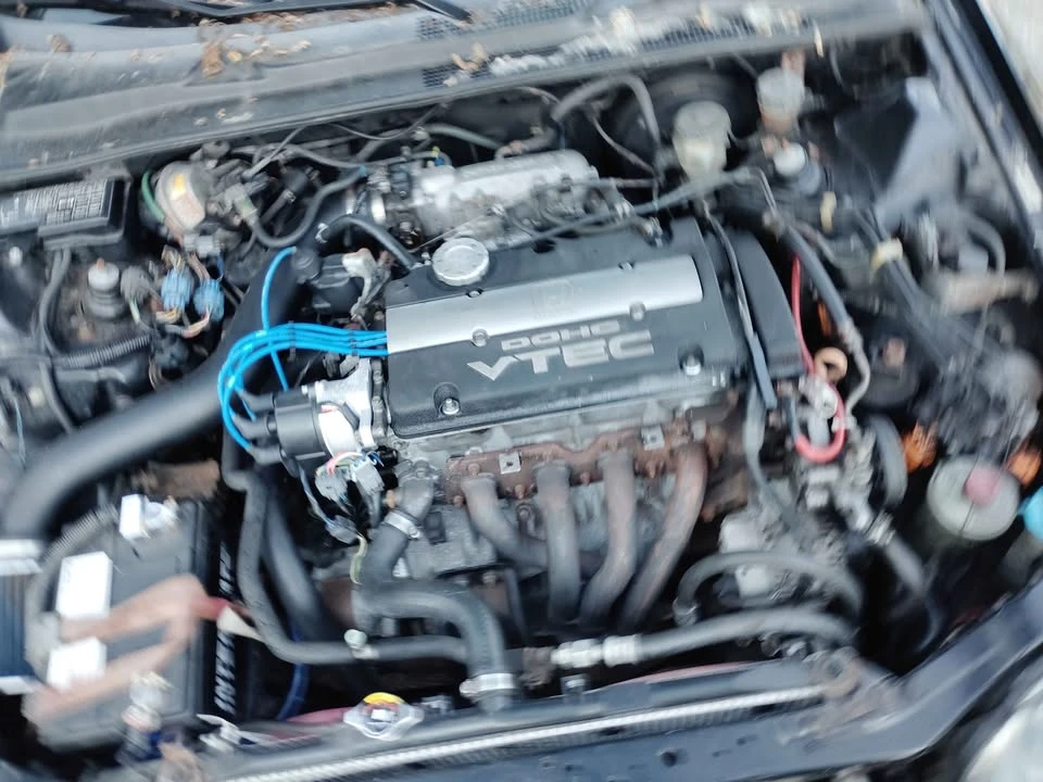 1999 Honda Prelude 5th Gen - Image 6 of 17