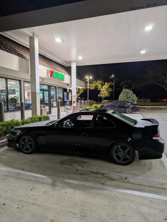 1999 Honda Prelude 5th Gen - Image 11 of 16