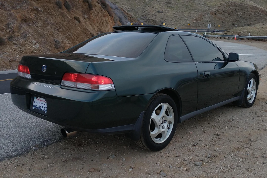 1999 Honda Prelude 5th Gen - Image 19 of 25
