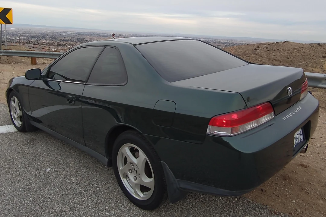 1999 Honda Prelude 5th Gen - Image 11 of 25