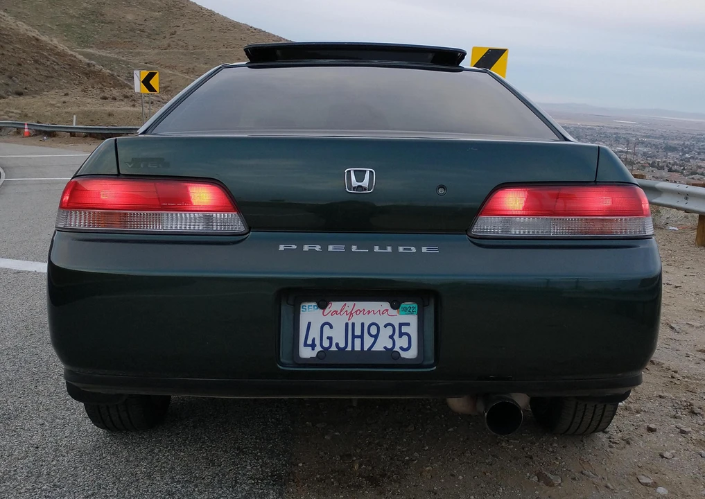 1999 Honda Prelude 5th Gen - Image 15 of 25