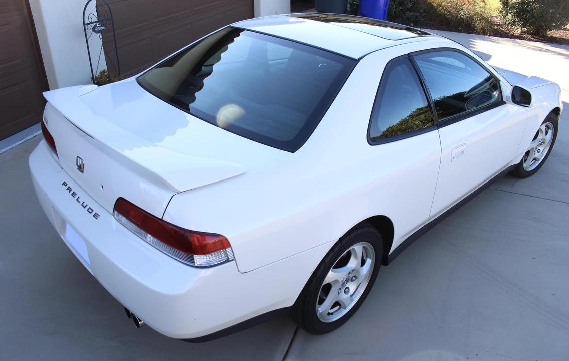 1999 Honda Prelude 5th Gen - Image 16 of 31