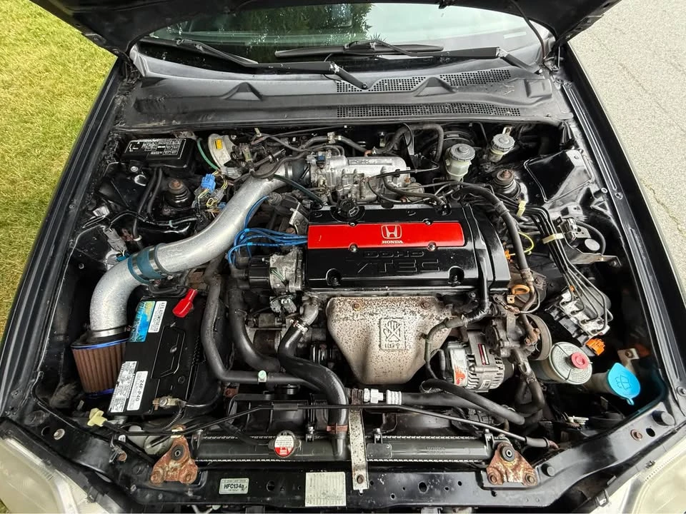 1999 Honda Prelude 5th Gen - Image 2 of 11