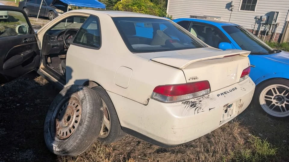 1999 Honda Prelude 5th Gen - Image 2 of 17