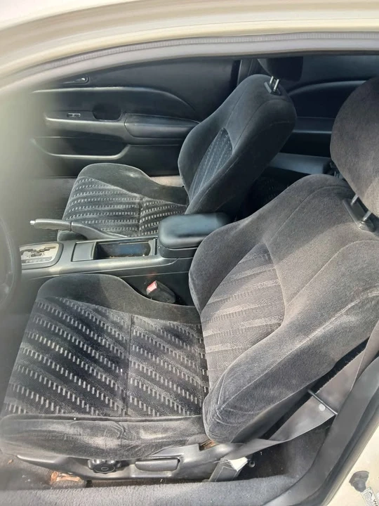 1999 Honda Prelude 5th Gen - Image 9 of 19