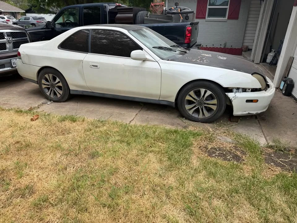 1999 Honda Prelude 5th Gen - Image 2 of 7