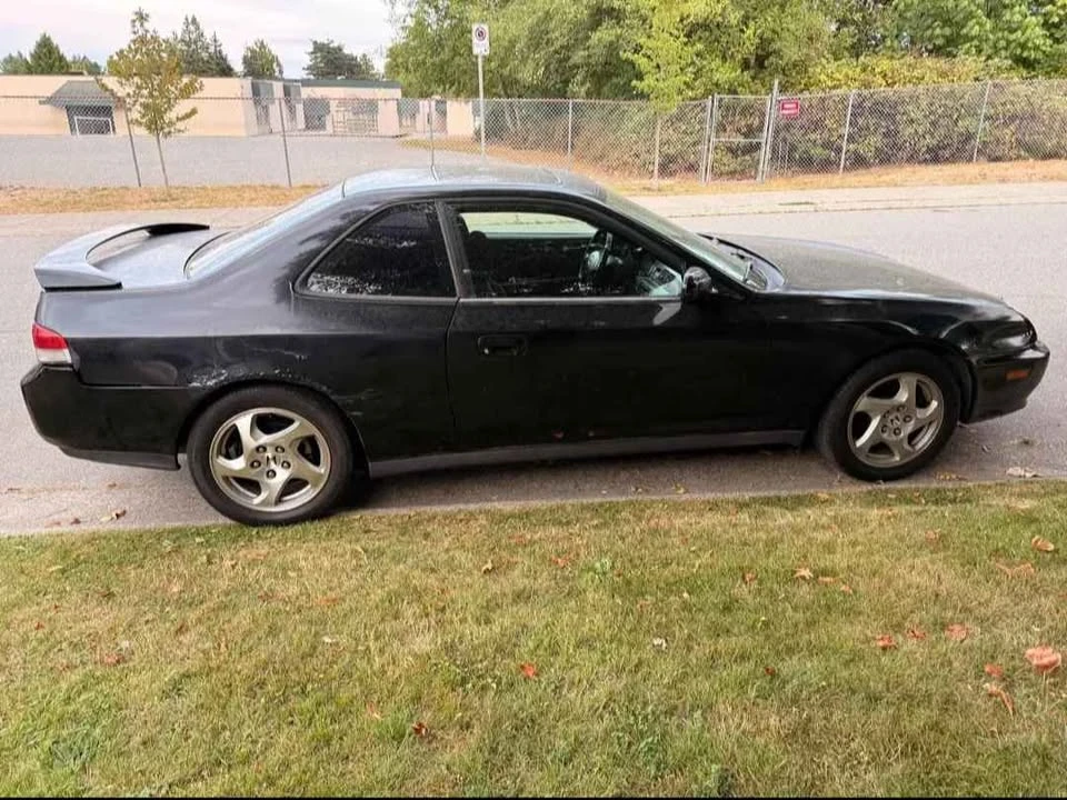 1999 Honda Prelude 5th Gen - Image 2 of 11