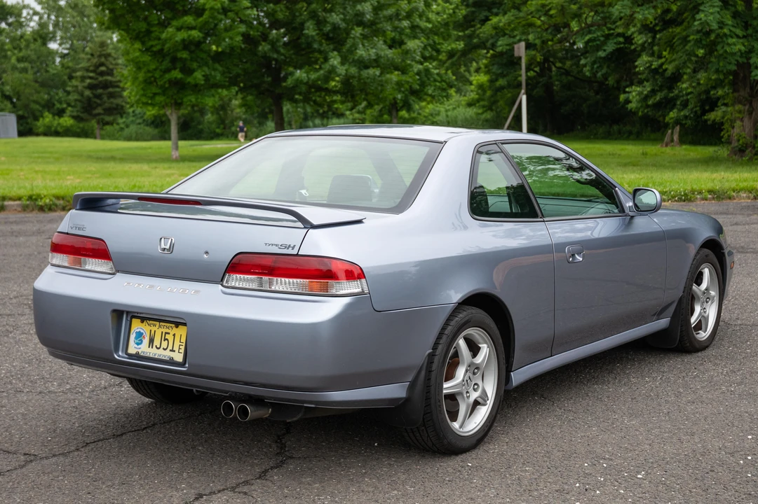 1999 Honda Prelude 5th Gen - Image 13 of 31