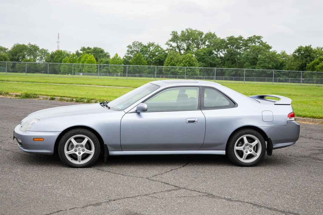 1999 Honda Prelude 5th Gen - Image 9 of 31