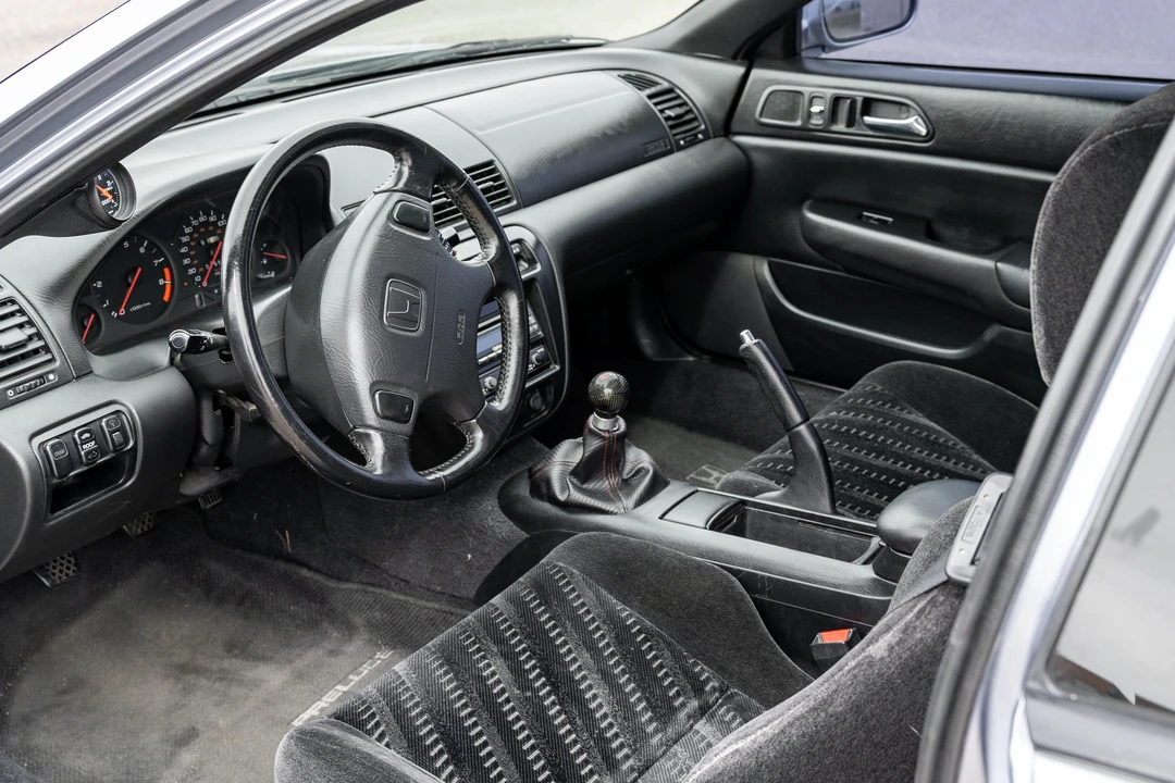 1999 Honda Prelude 5th Gen - Image 21 of 31
