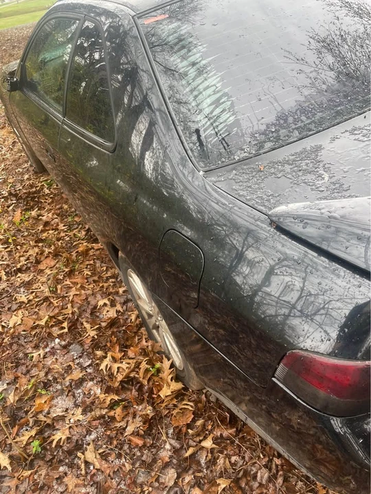 1999 Honda Prelude 5th Gen - Image 4 of 4