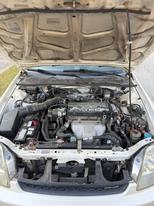 1999 Honda Prelude 5th Gen - Image 15 of 20