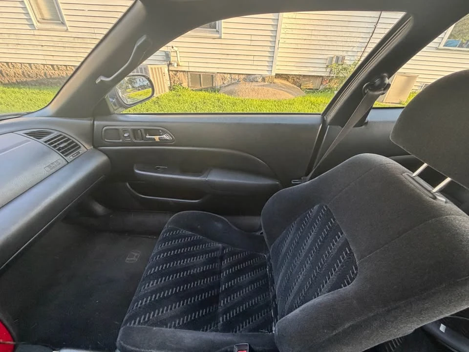 1999 Honda Prelude 5th Gen - Image 15 of 16