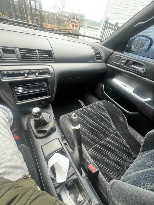 1999 Honda Prelude 5th Gen - Image 2 of 3