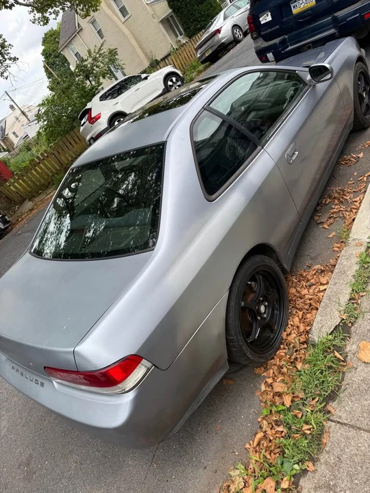 1999 Honda Prelude 5th Gen - Image 3 of 4