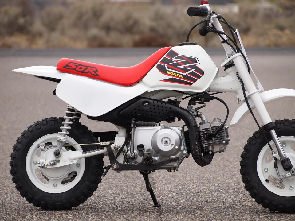 1999 Honda Motorcycles - Image 23 of 31