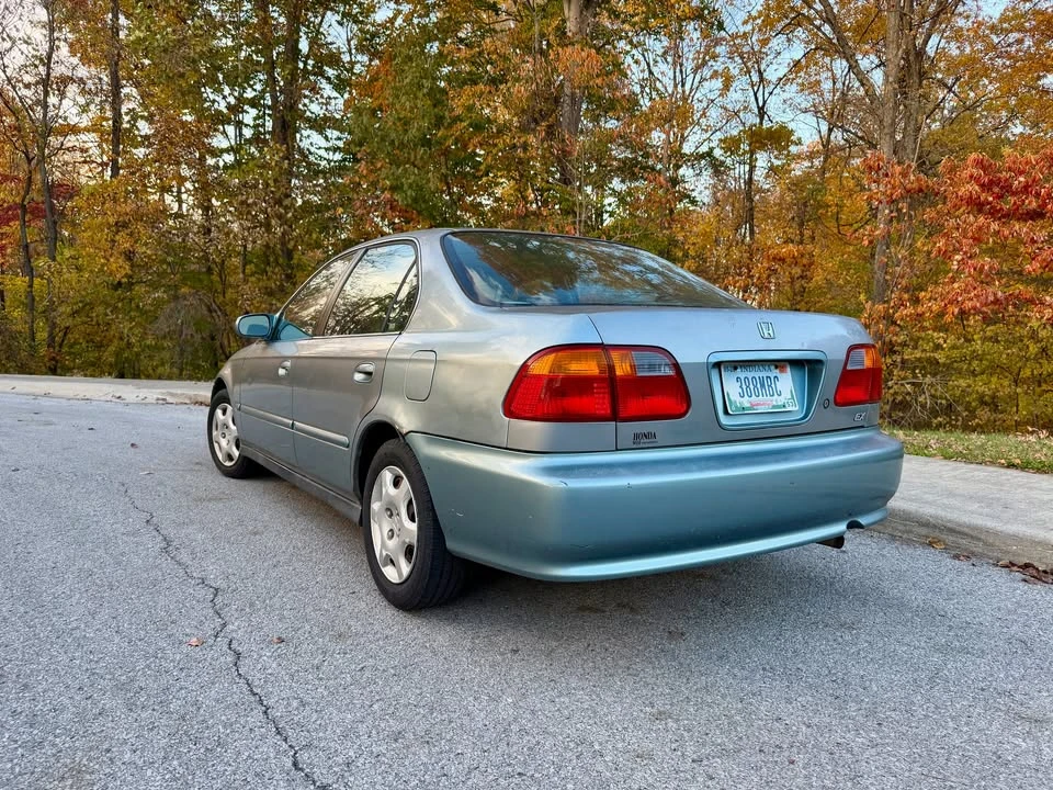 1999 Honda EM1 Civic Si - Image 2 of 11