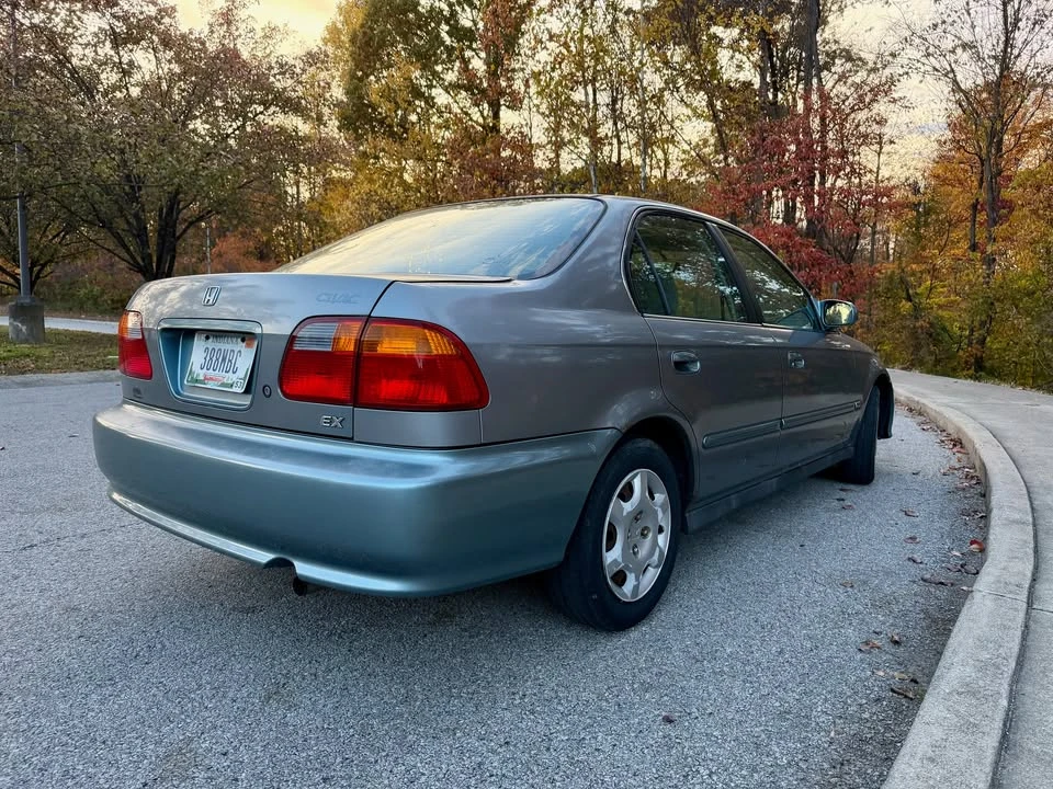 1999 Honda EM1 Civic Si - Image 3 of 11