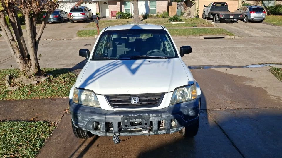 1999 Honda CR-V 1st Gen - Image 2 of 3