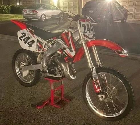 1999 Honda CR - Image 2 of 5