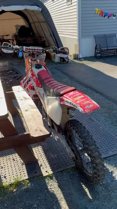 1999 Honda CR - Image 3 of 3